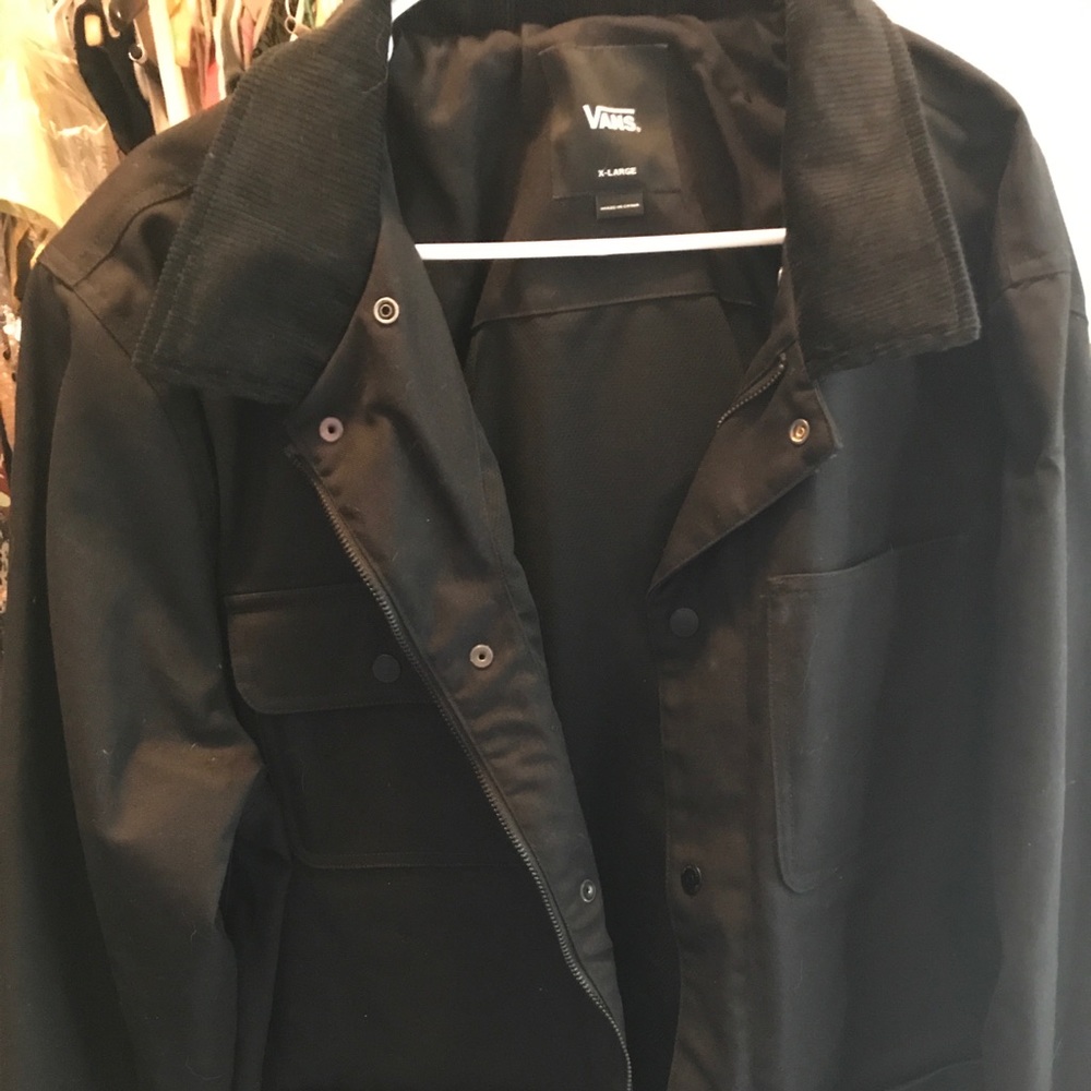 Vans black men’s jacket with hood - new with tags